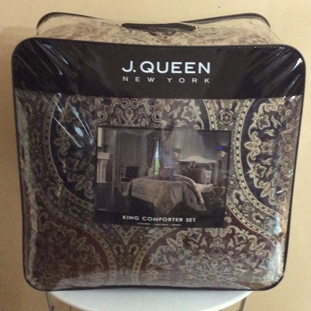 J Queen comforter set